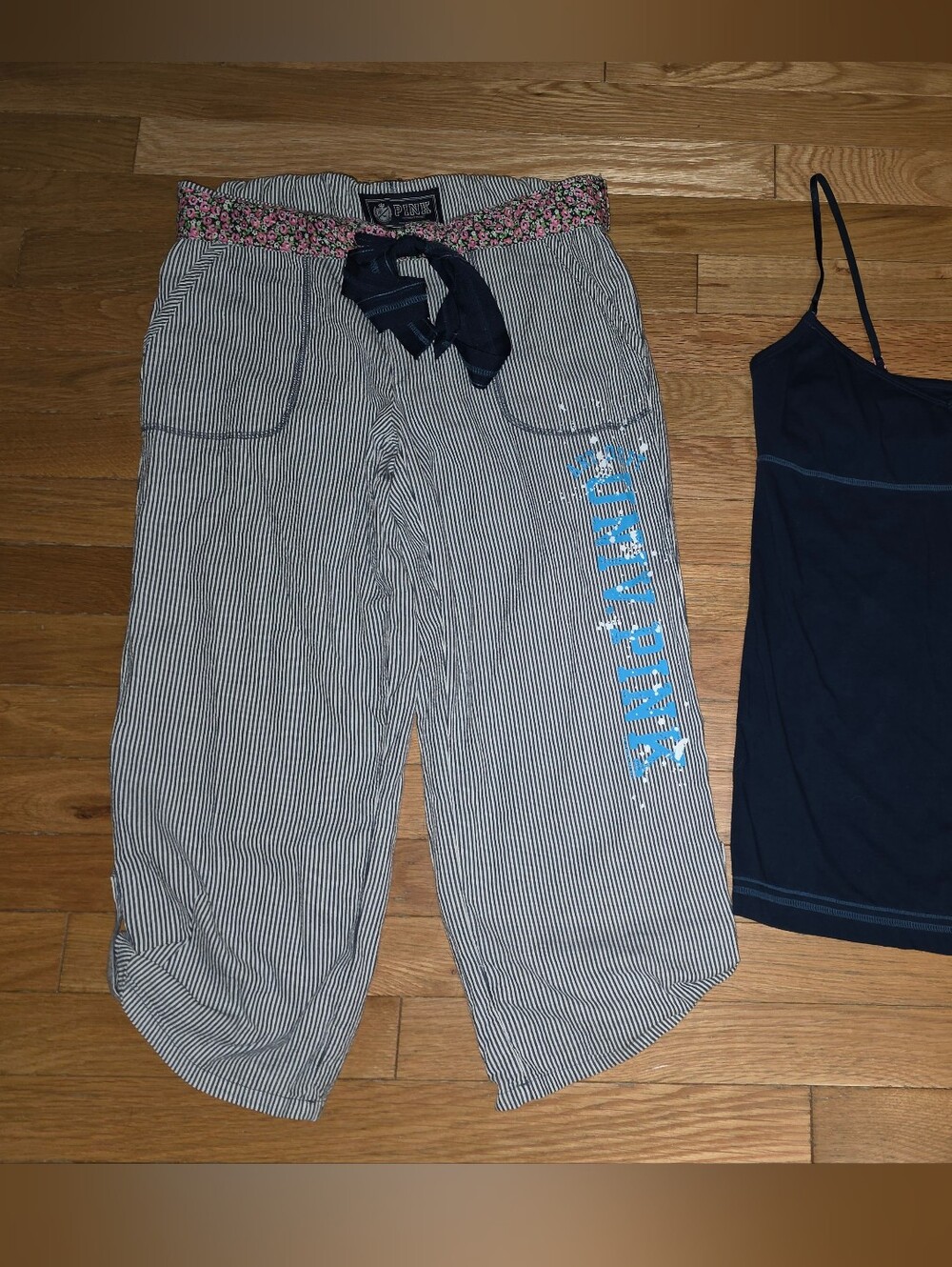 2008 XS VINTAGE PINK Victoria's Secret SEERSUCKER Pants & 2007 Navy Tanktop SET